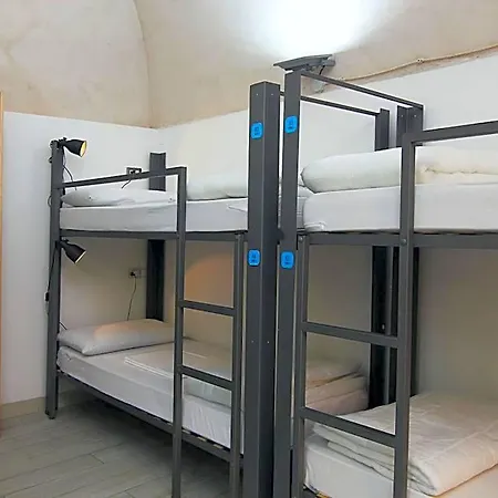 Albergue Dei Sassi - *